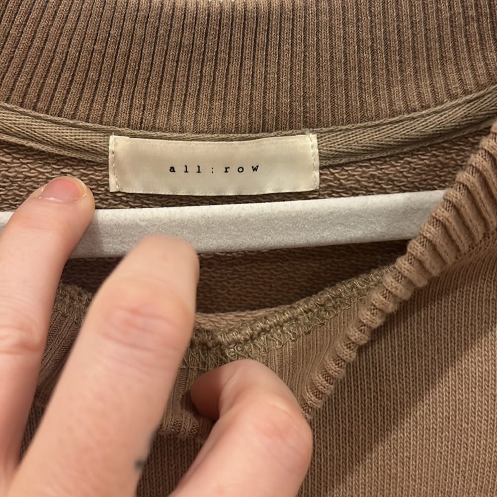 Neutral lightweight pullover - Picture 3 of 5